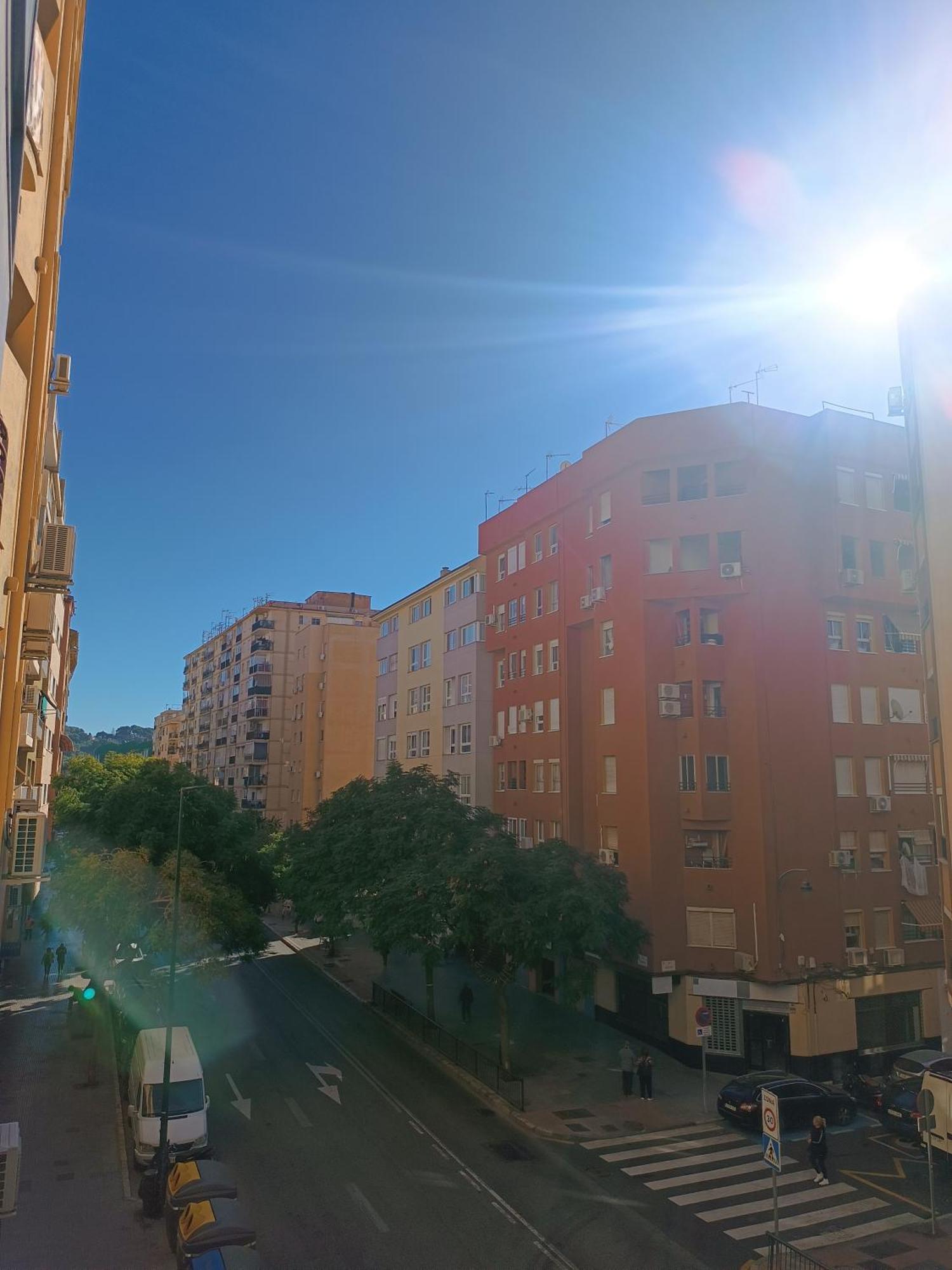 Apartamento El Bambu Cerca Del Mar Malaga Exterior photo