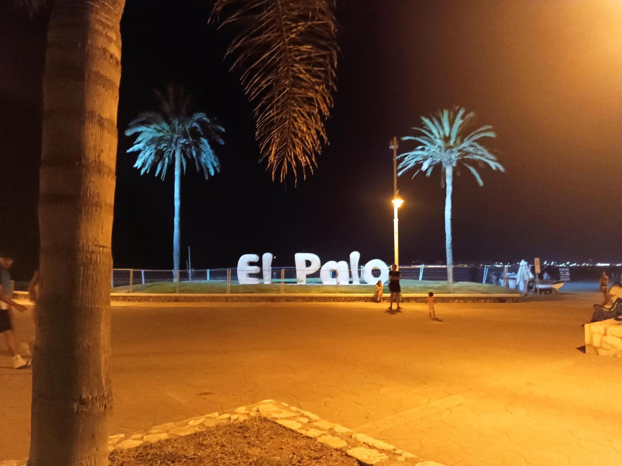 Apartamento El Bambu Cerca Del Mar Malaga Exterior photo